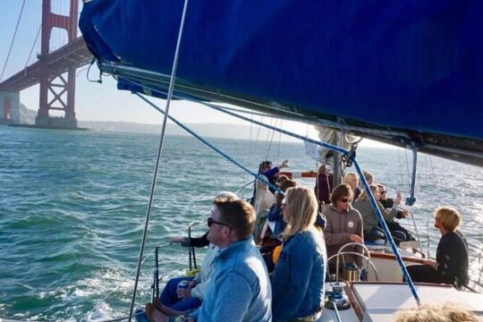 1.5-hour San Francisco Bay Sailing Tour