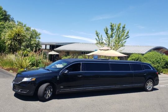 8 Hour Napa or Sonoma Wine Tour in Private Limousine