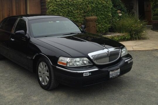 Sedan Airport Transfer from Vallejo to SFO (one way)