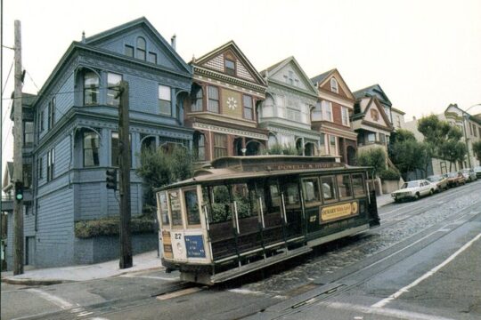 Fisherman's Wharf Self-Guided Walking Tour and Hunt