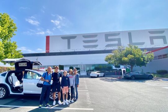 Silicon Valley Private Tour by Luxury Tesla from San Francisco